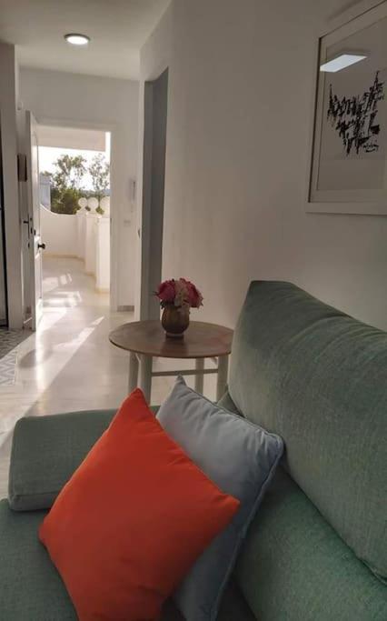 Love Rent4 Malaga Yolamar Бенальмадена Экстерьер фото
